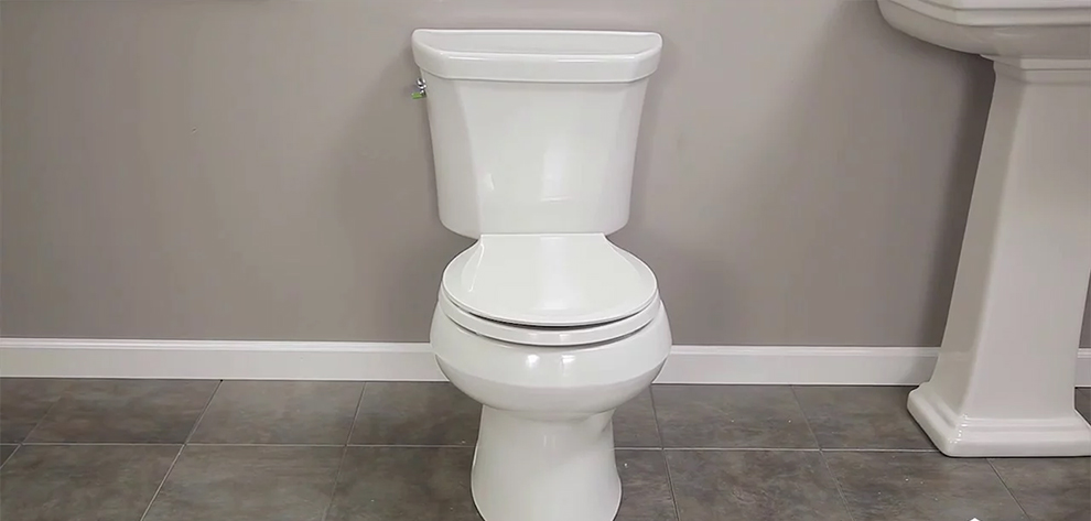 KOHLER Wellworth Toilet